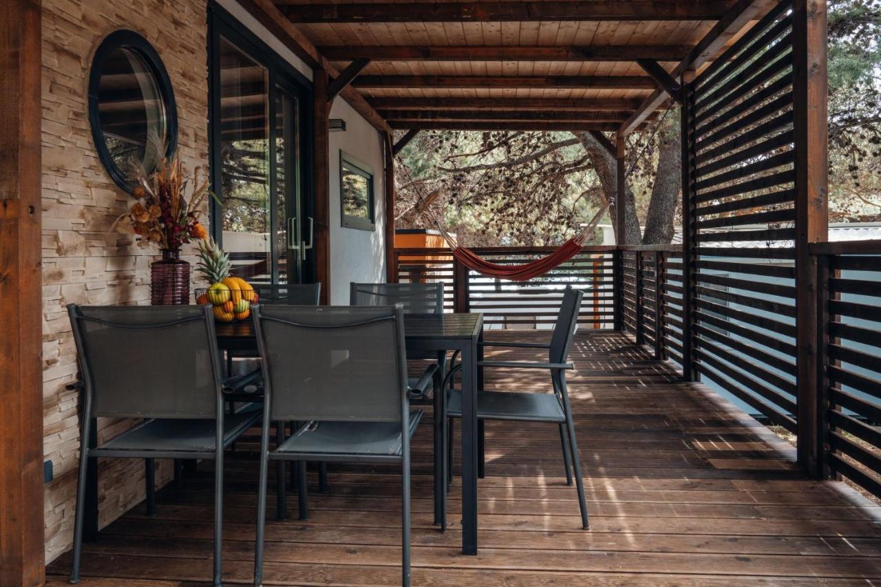 Отель Croatia Camp Premium Водице Экстерьер фото