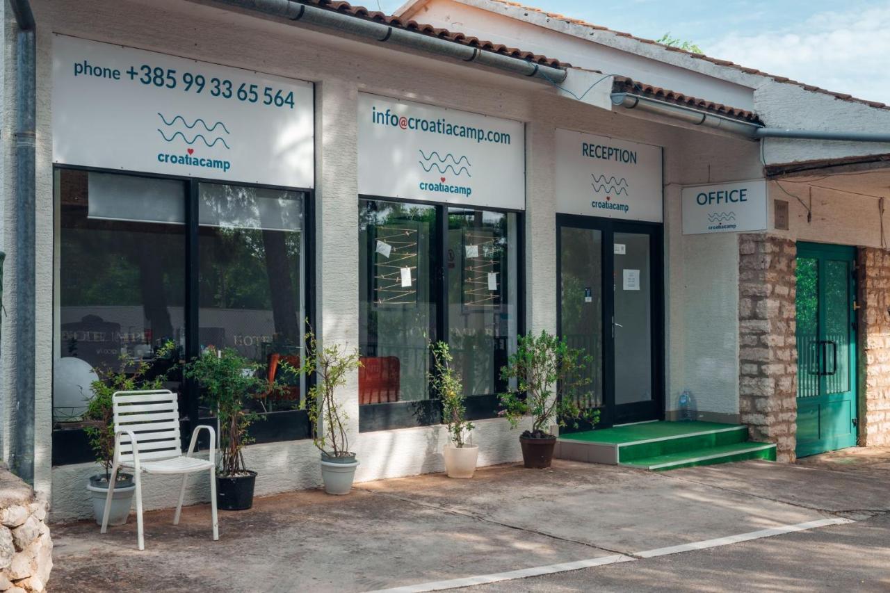 Отель Croatia Camp Premium Водице Экстерьер фото