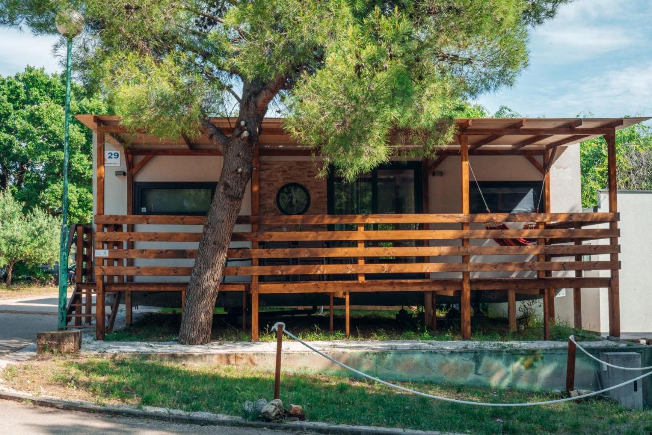 Отель Croatia Camp Premium Водице Экстерьер фото