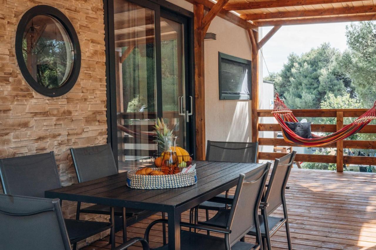 Отель Croatia Camp Premium Водице Экстерьер фото