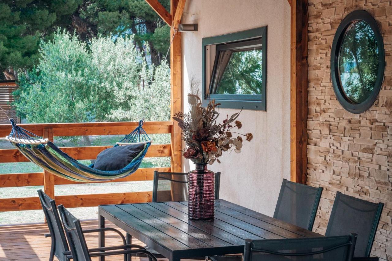 Отель Croatia Camp Premium Водице Экстерьер фото