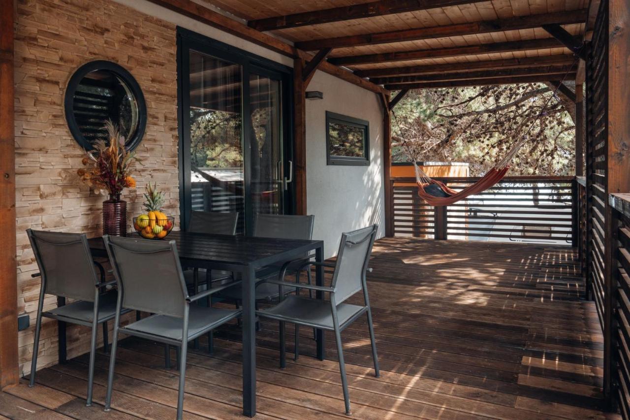 Отель Croatia Camp Premium Водице Экстерьер фото