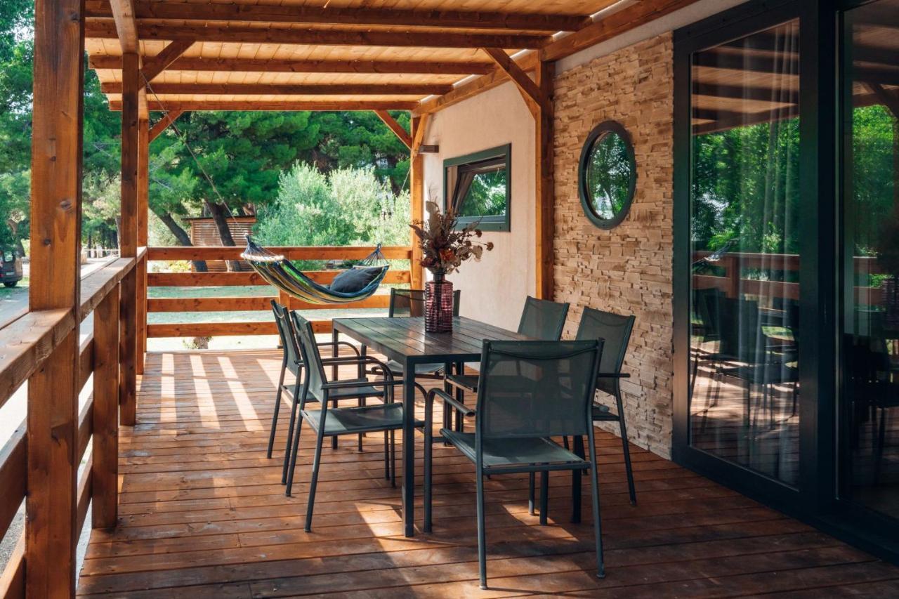 Отель Croatia Camp Premium Водице Экстерьер фото