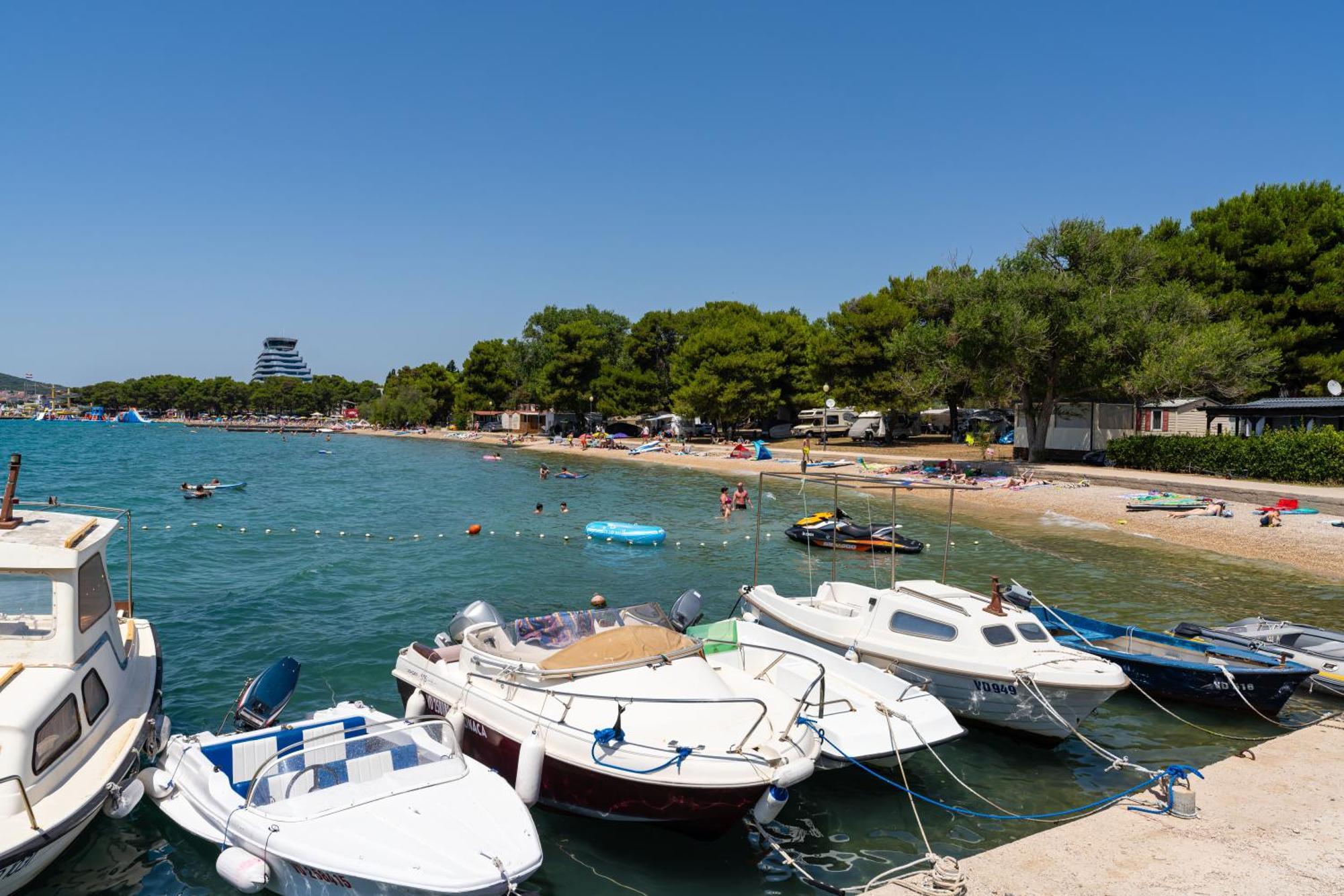 Отель Croatia Camp Premium Водице Экстерьер фото