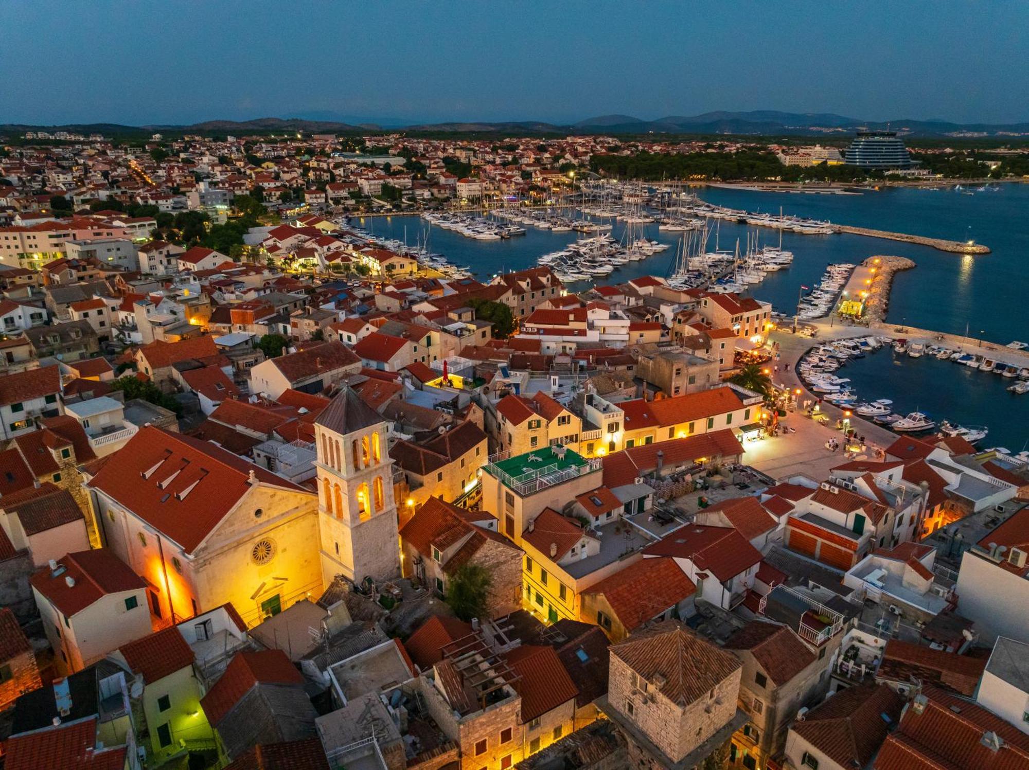 Отель Croatia Camp Premium Водице Экстерьер фото